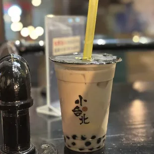 Oolong Milk Tea with egg pudding and boba