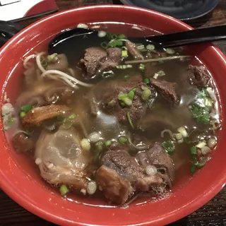 Herbal Stewed Beef Noodle Soup