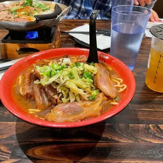 Tomato Fatty Beef Noodle Soup