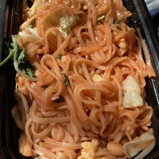 Pad Thai with chicken