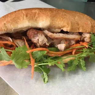 chicken banh mi