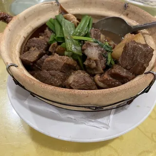 29. Stewed Beef Brisket in Casserole