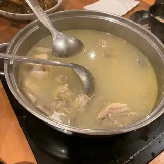 5. Taishan Pork Tripe with Chicken Soup