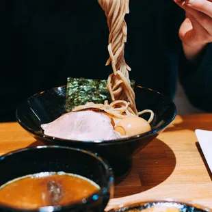 Tokusei Tsukemen (@asianbreadgirl)