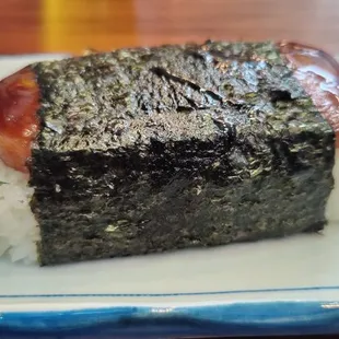 Spam musubi