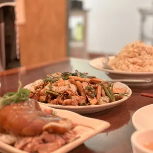 Wan Luan Pork Hock, Hakka Delight Stir Fry, Combination Fried Rice @lesminaddio