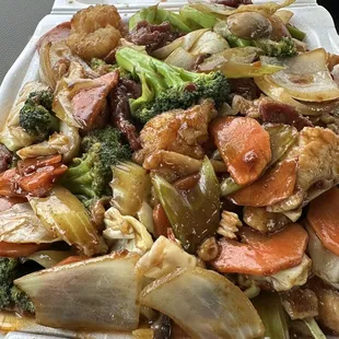 Triple delight Hunan style