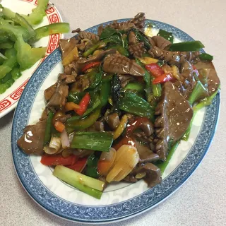 Stir-fried Pork Maws with Pickled Mustard Greens