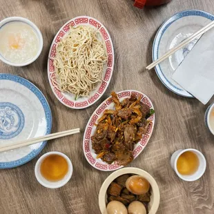Bean Curd Noodle, Spiced Tofu and Egg, Beef and Pork Tongue in Chili Sauce, Sweet Potato Porridge @lesminaddio