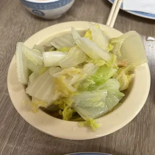 Napa Cabbage with Black Mushroom