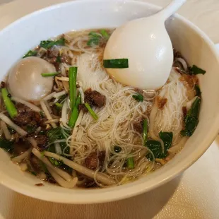 Braised beef vermicelli soup