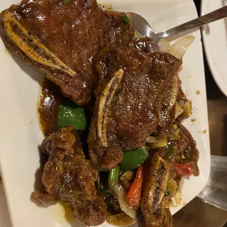 B2. Short Ribs with Black Pepper