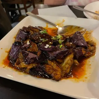 V7. Eggplant with Basil