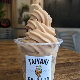 Non dairy milk tea soft serve @eccentricexperiences