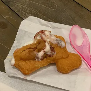 Tasteless stale taiyaki that we literally could not swallow more of.