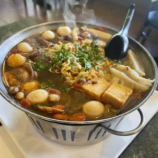 Taiwanese Hot Pot