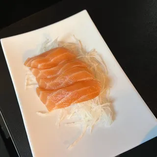 2 Pieces Salmon Sashimi