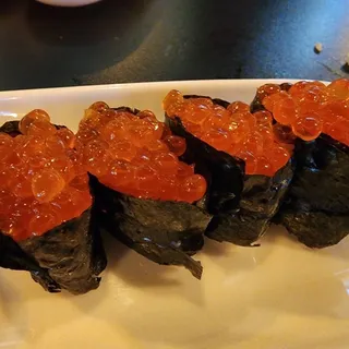 Salmon Egg Sushi