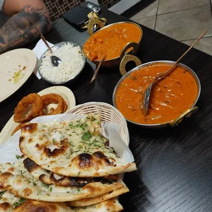 Garlic naan, paneer karahi, shrimp korma