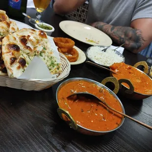 Garlic naan, shrimp korma, karahi paneer