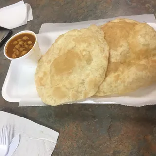 Chhole Bhatura