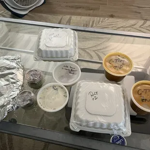 Garlic Non, basil Non, chicken tikka masala, rice, raita, Samosa, house dessert