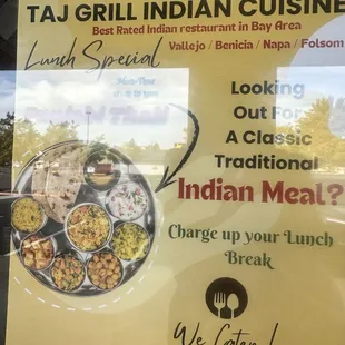 Lunch special, Taj Classic Chicken Curry, Naan, Chicken Tikka Masala