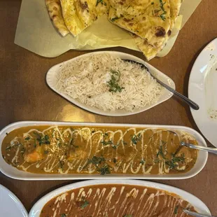 Garlic naan Chicken Tikka Masala Butter Chicken Plain Rice
