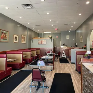 sushi and sashimi, interior