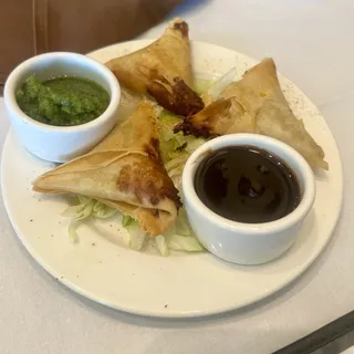 Chicken Samosa (3 Pcs)