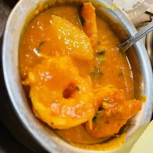 Shrimp vindaloo.