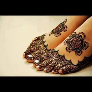 You can book us for heena tattoo. For birthday parties, baby shower or any occasion.