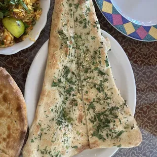 2. Garlic Naan