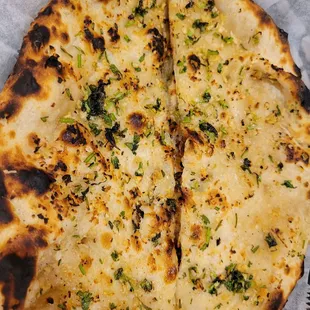 Garlic naan