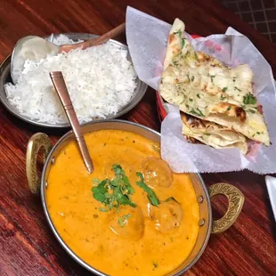 Malai Kofta with Garlic Naan Bread