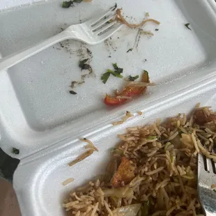 Parsley dirt on the plate Disgusting  Parsley unwashed