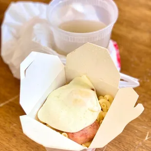 Luncheon Macaroni with extra fried egg (04/2022)