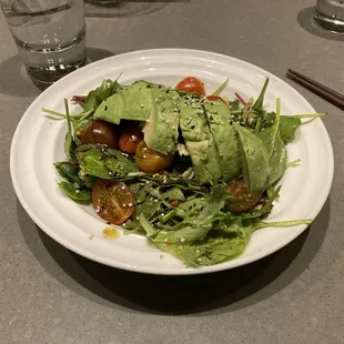 Avocado &amp; Tomato Salad