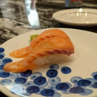 Seasonal cherry salmon (omakase course 7)