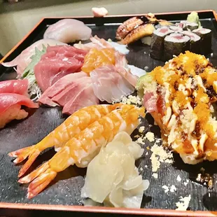 Sushi Sashimi Combination for 2