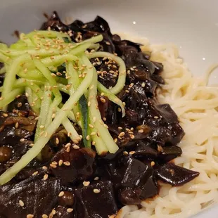 Ja jang mien
