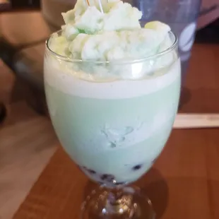 Green apple bubble latte smoothie