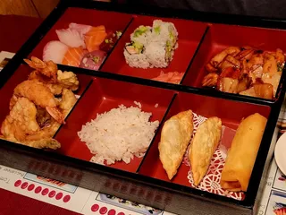 Tomo Sushi