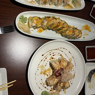 HAWAIIAN ROLL, TAKASHI ROLL, ABOVE THE SEA LEVEL ROLL