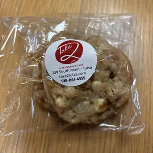 Macadamia nut cookie