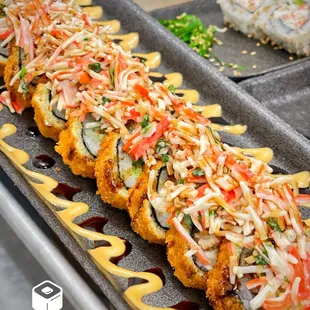 You want to take your order to another level ? Add extra topping to any rolls of your preference.