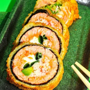 No rice ? No problem, try our new Salmon torpedo. Riceless roll