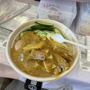 Curry chicken bowl