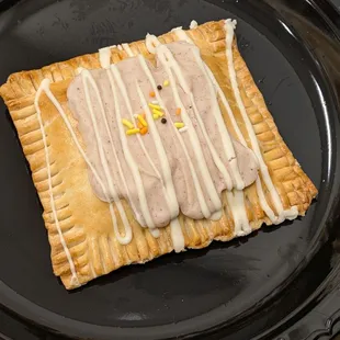 @endoedibles on Instagram 11/19/24  Pumpkin Cream Cheese Pop Tart