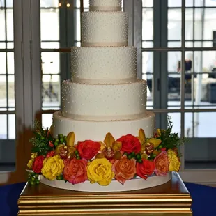 Classic Clean Design with fall flowers and gold base